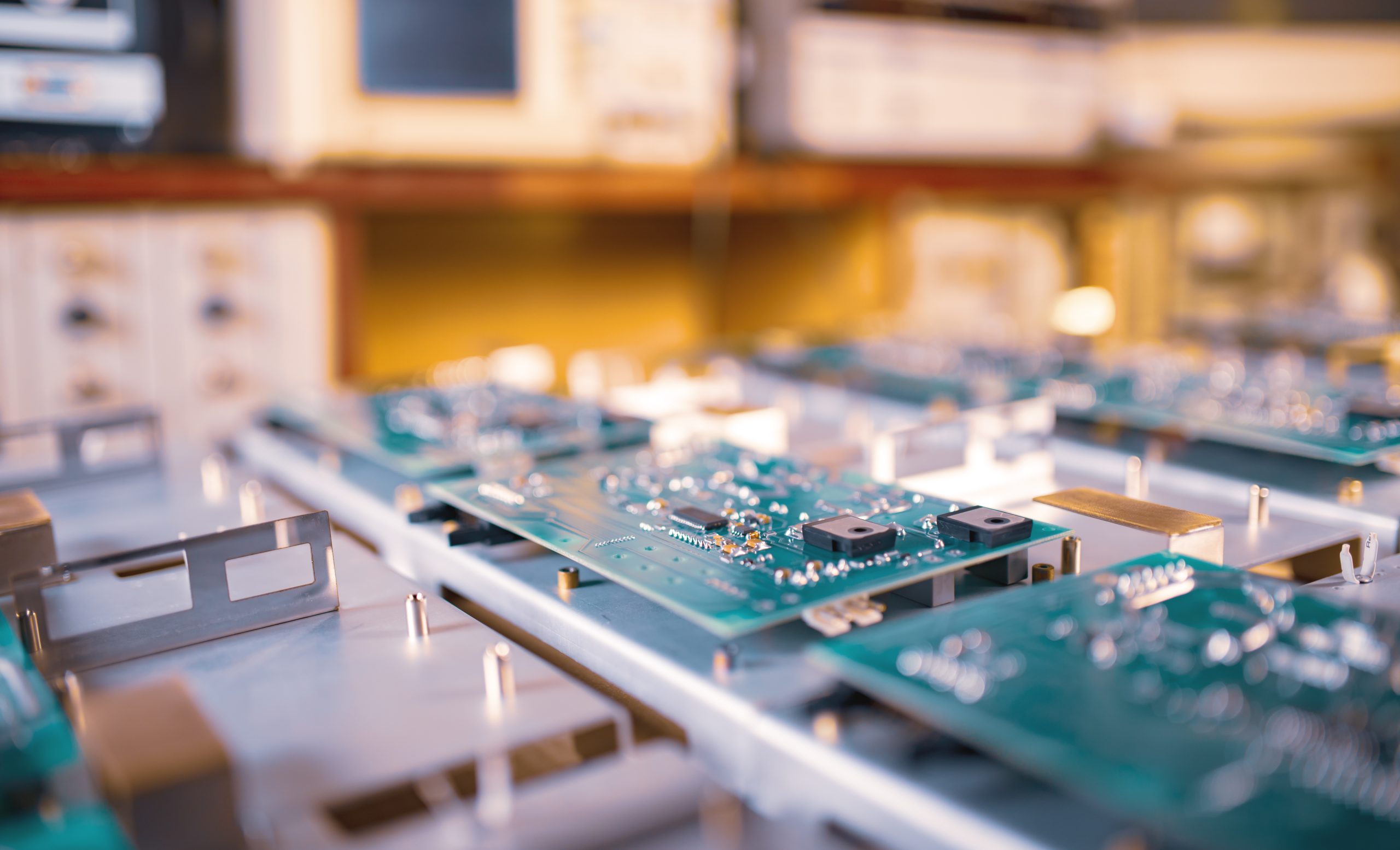 close-up-computer-green-microcircuits-2026-01-07-06-53-37-utc